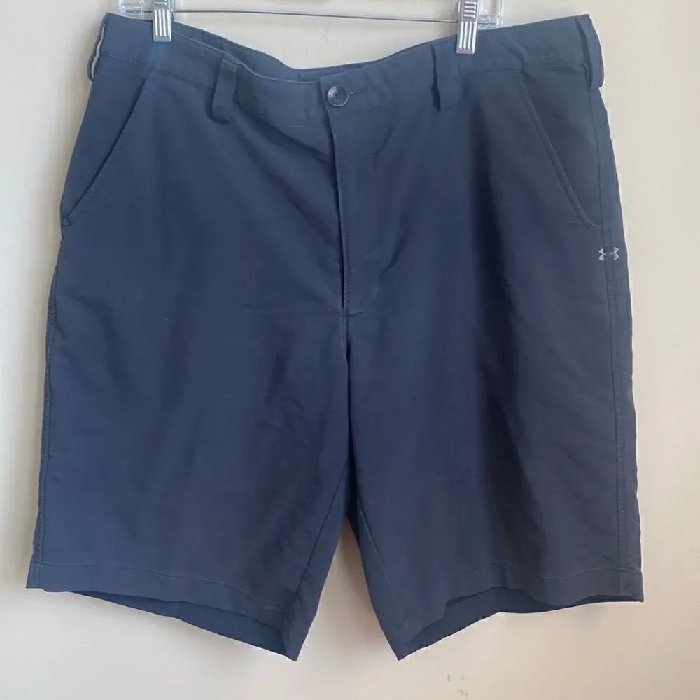Under Armour Black Mens Shorts 38